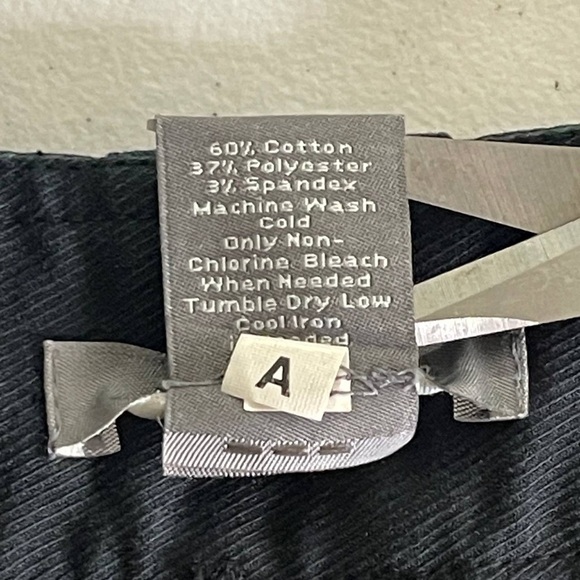 Ann Taylor Women’s Navy Blue Capri Cuffed Bottom Petite 00P Flat Front High Rise - Picture 4 of 7